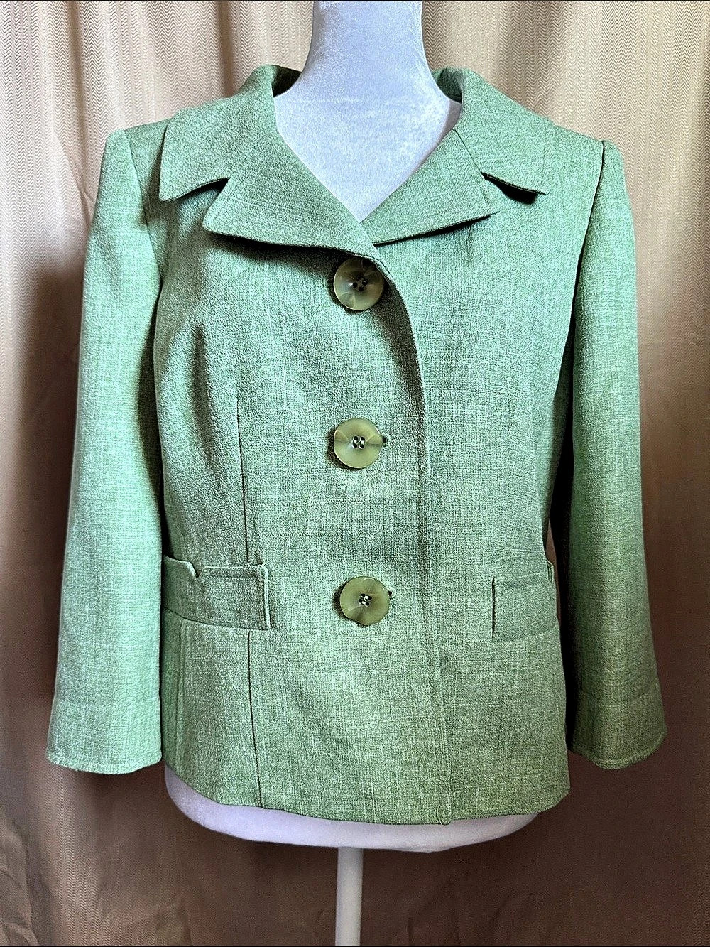 Jones Wear Women's Blazer Green Size 8 Like New